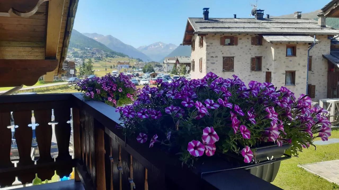 Apartamento Appartamenti Arcobaleno Arancione Livigno